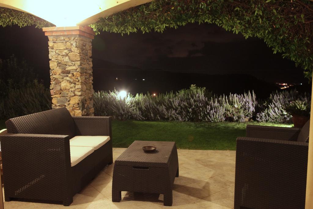 Villa Claudia Quiliano Phòng bức ảnh