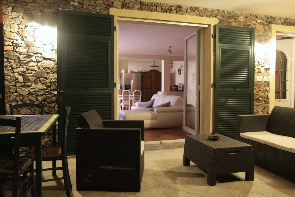Villa Claudia Quiliano Phòng bức ảnh